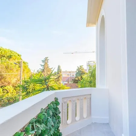 Close Croisette-modern-a/c-congress-beaches Apartment